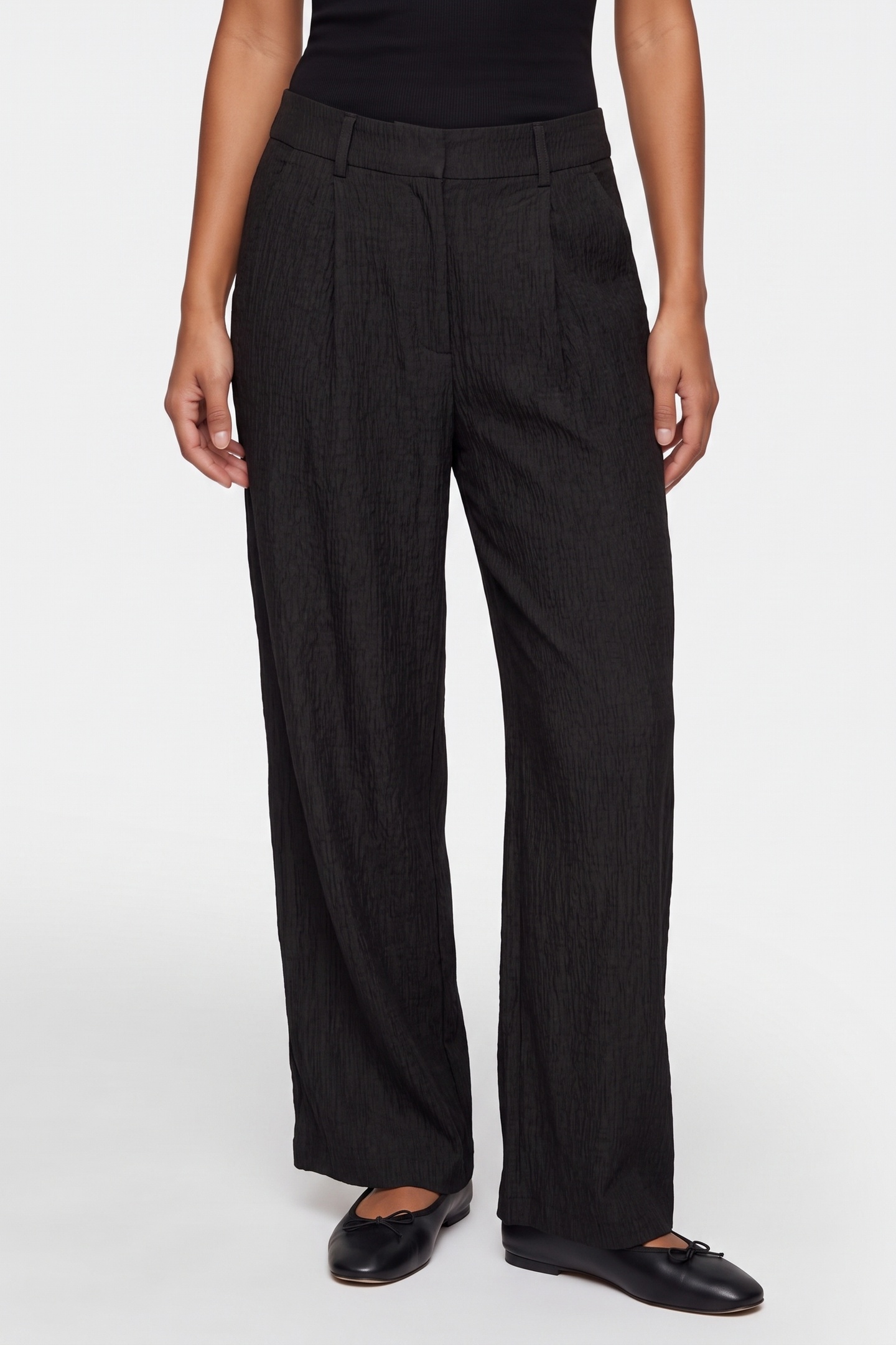STUDIO AMAYA Lumi Pants Black Maat: L | Korte Broeken Outlet | Dames | Zwart