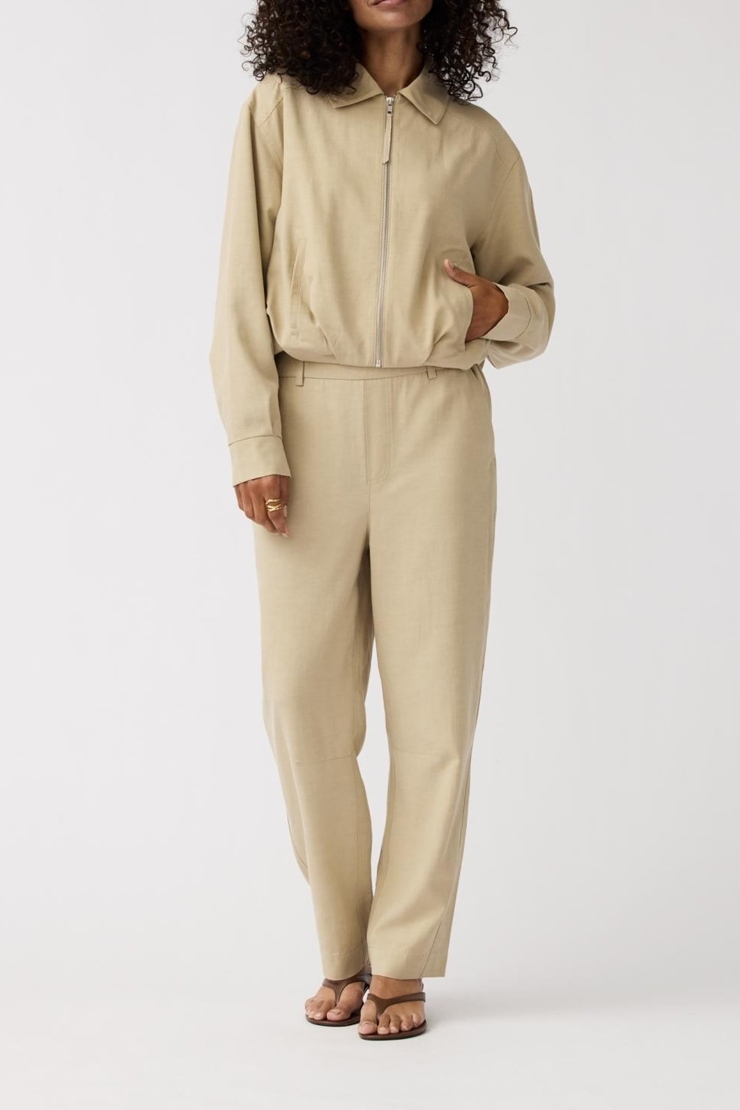 Alchemist Bomber Luki Sand Maat: 38 | Bomberjacks Outlet | Dames | Beige