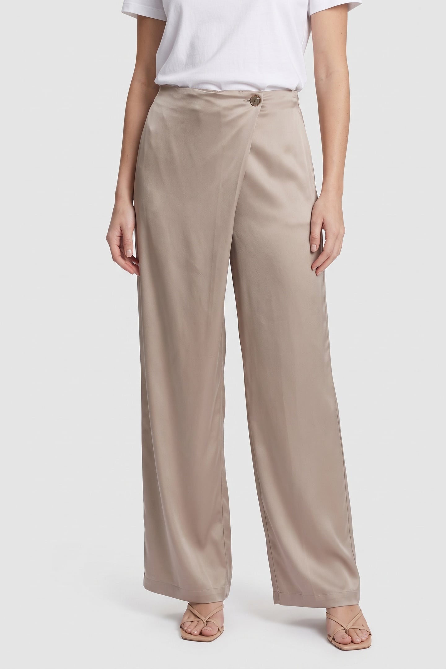 GUESS Aretha Overlap Pants Velvet Taupe Taglia: 40 | Pantaloni da completo Outlet | Donna | Nero