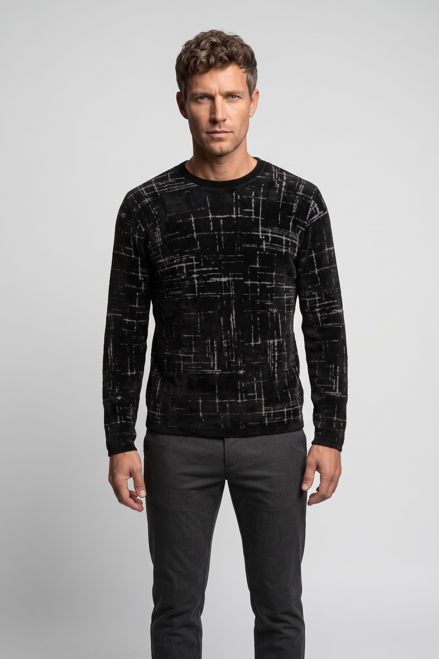 John Varvatos Cadman Ls Crew With Broke Black Maat: XXL | Sweaters Outlet | Heren | Zwart