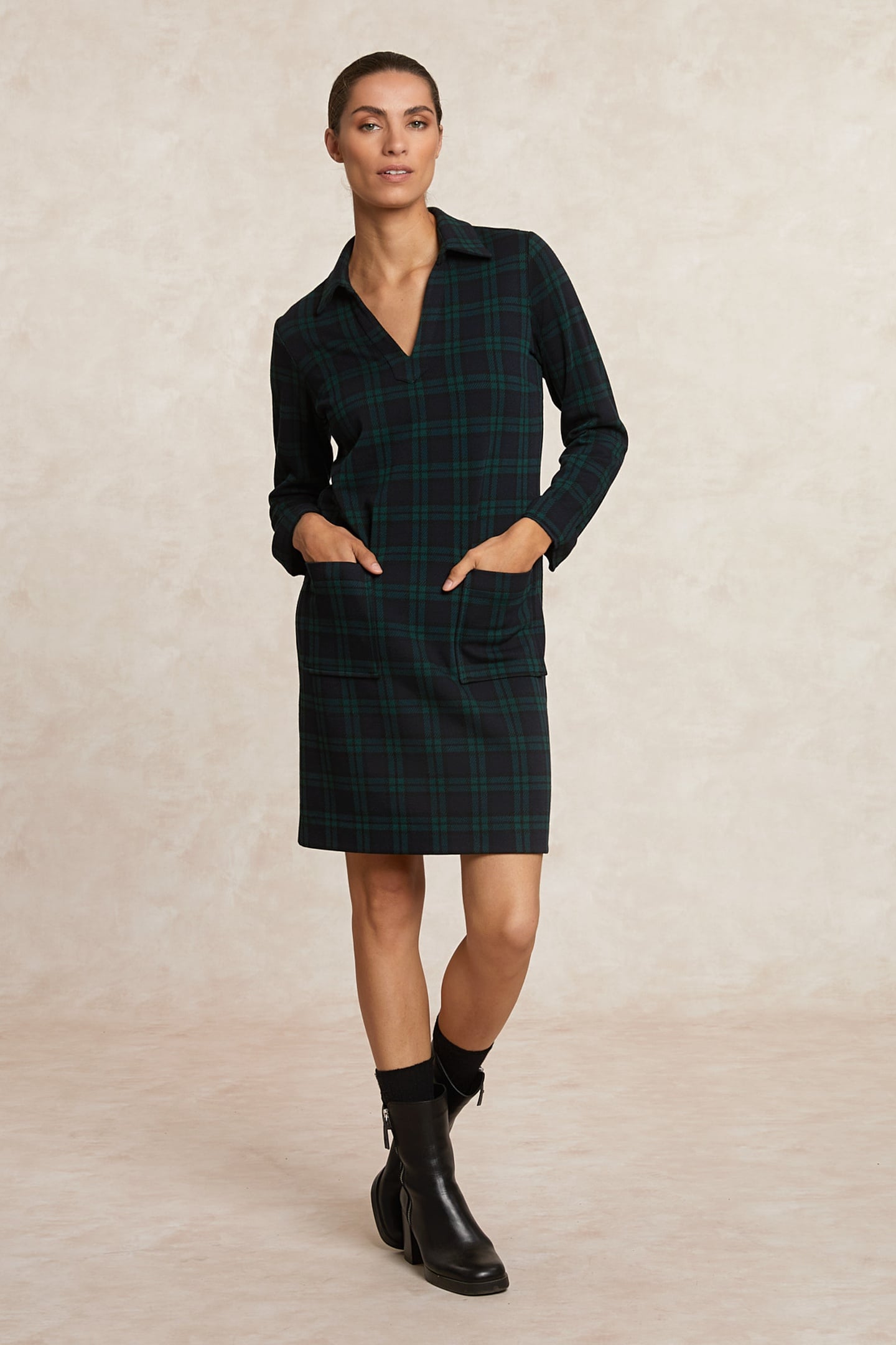 River Woods Short Checked V-neck Dress Long Sleeves Khaki Multi Maat: 34 | Mini Jurken Outlet | Dames | Groen