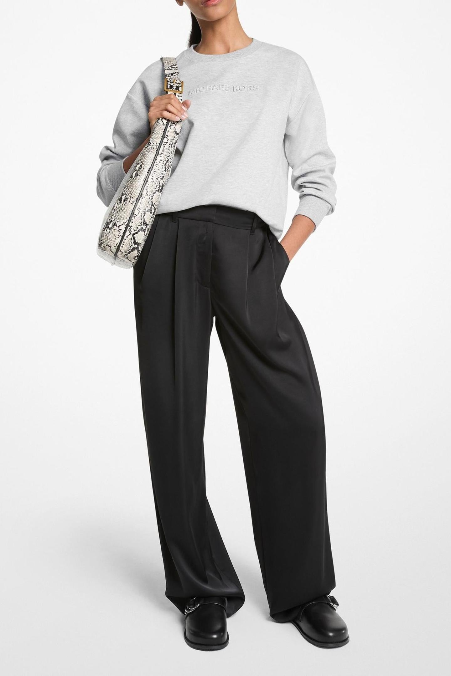 Michael Kors Mk Embossed Logo Crew Pearl Heather Maat: S | Sweaters Outlet | Dames | Grijs