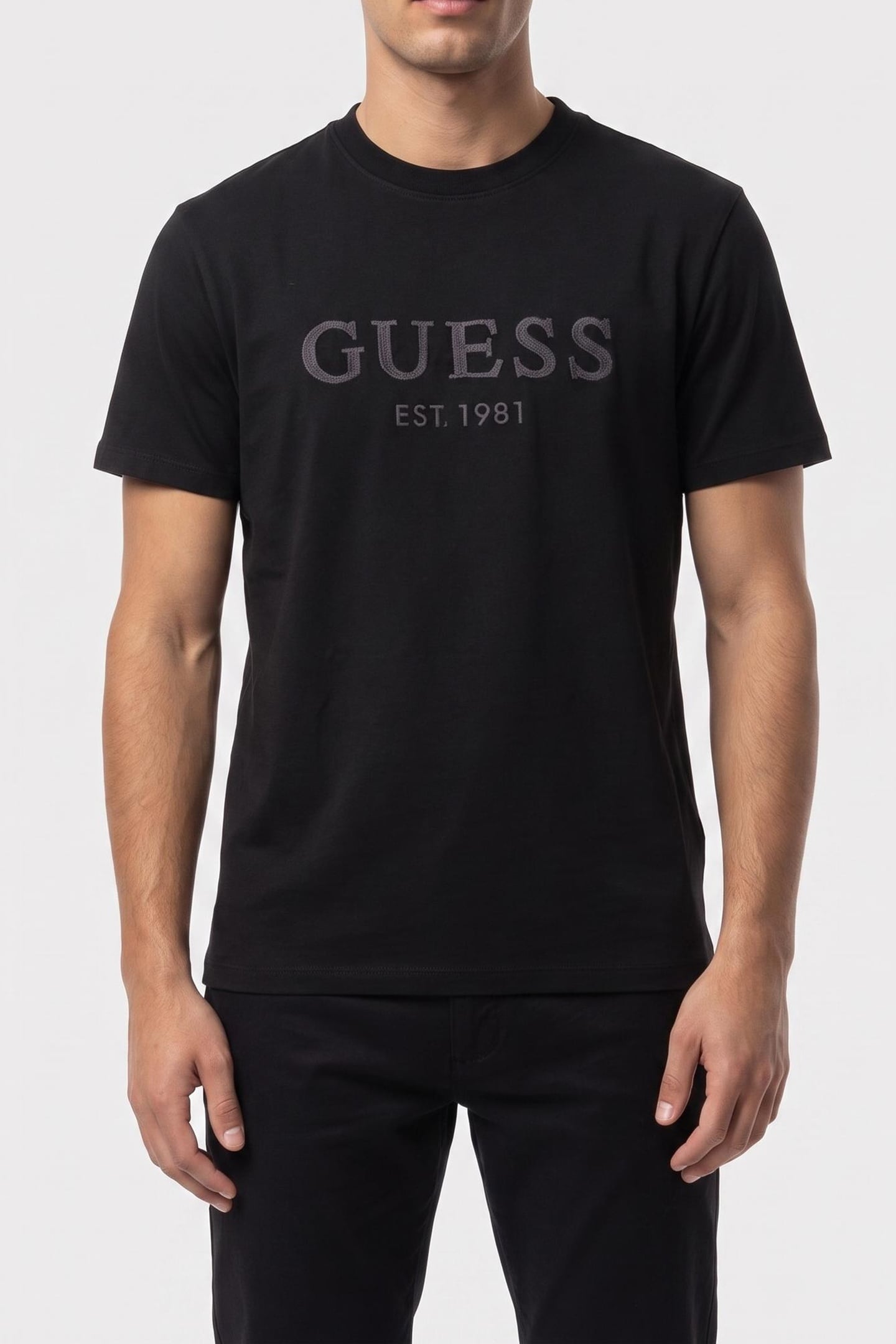 GUESS Ss Cn  Box Logo Jet Black A996 Taglia: XS | Magliette basic Outlet | Uomo | Nero