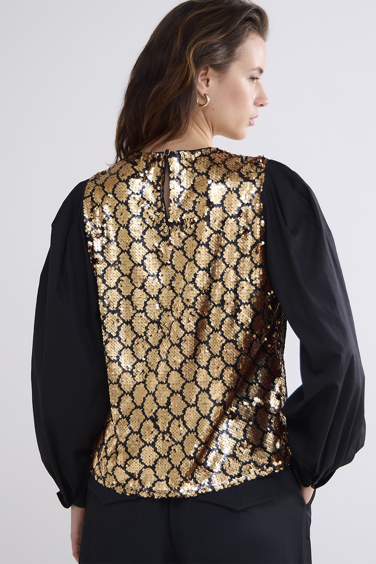 Summum Woman Top Honeycomb Sequins Black Maat: 36 | Longsleeves Outlet | Dames | Zwart