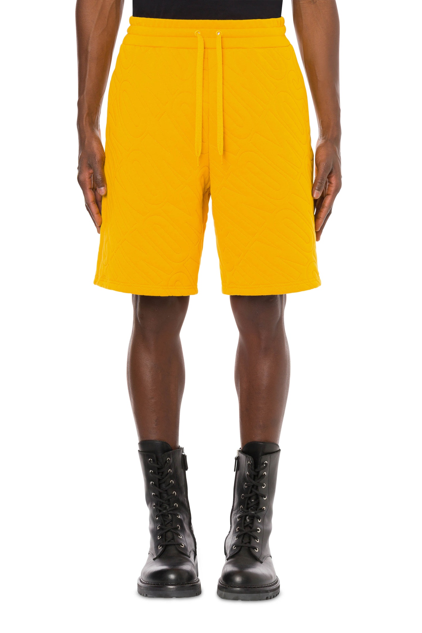 Moschino Organic Fleece Bermuda Shorts Quilted Allover Logo Yellow Maat: 48 | Korte Broeken Outlet | Heren | Geel