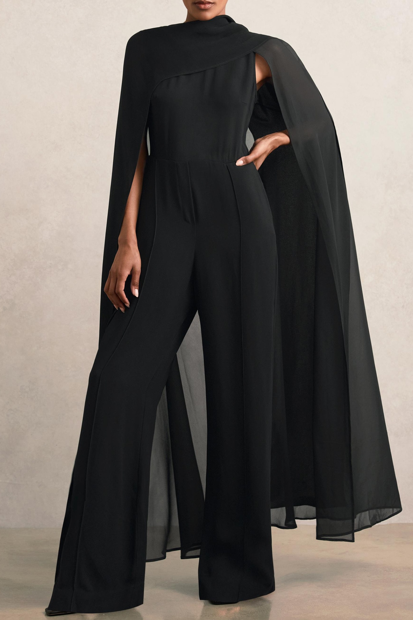 Reiss Capeback Jumpsuit Black Maat: 10 | Jumpsuits Outlet | Dames | Zwart