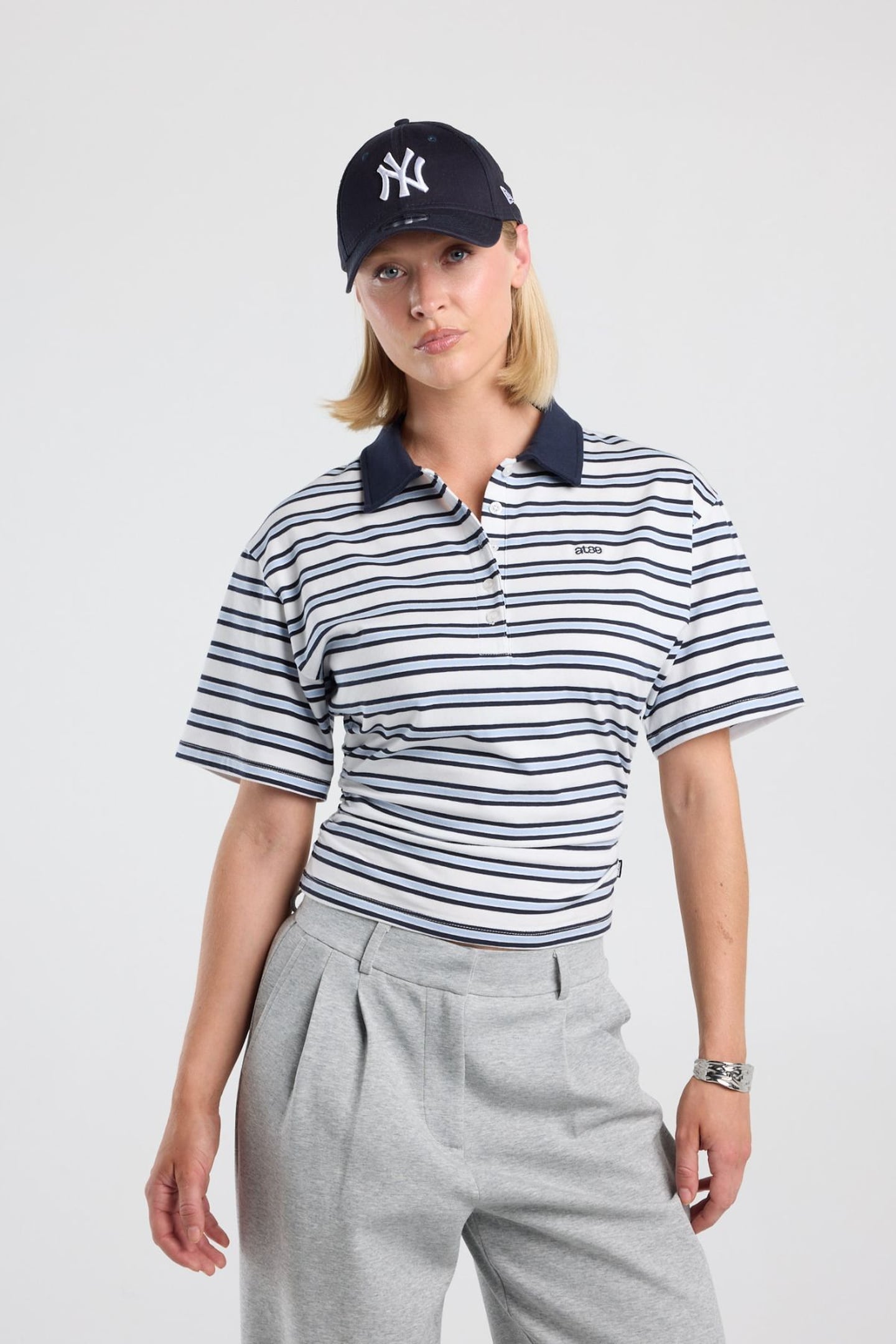 America Today Enisa Babyblue Maat: XS | Poloshirts Outlet | Dames | Wit