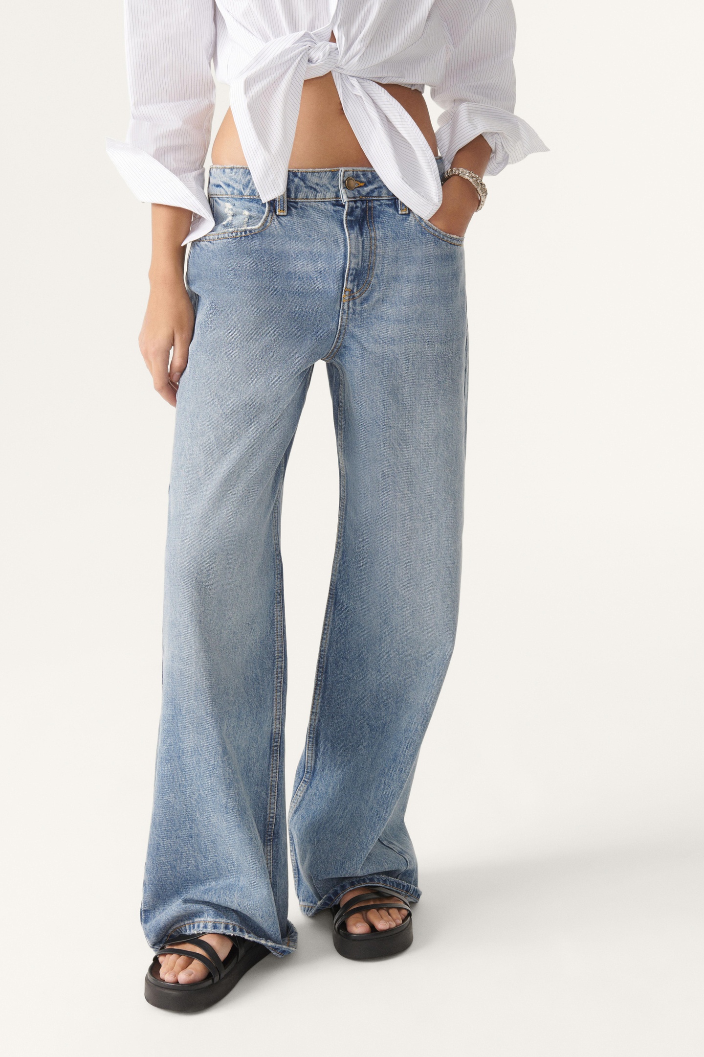BA&SH Flare Lightusedblue Maat: XS | Straight Jeans Outlet | Dames | Blauw