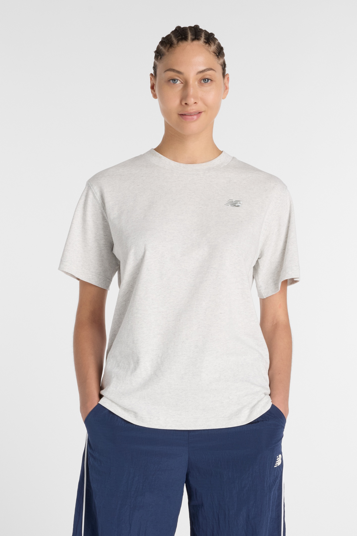 New Balance Athletics Jersey T-shirt Ash Maat: M | Tops Outlet | Dames | Grijs