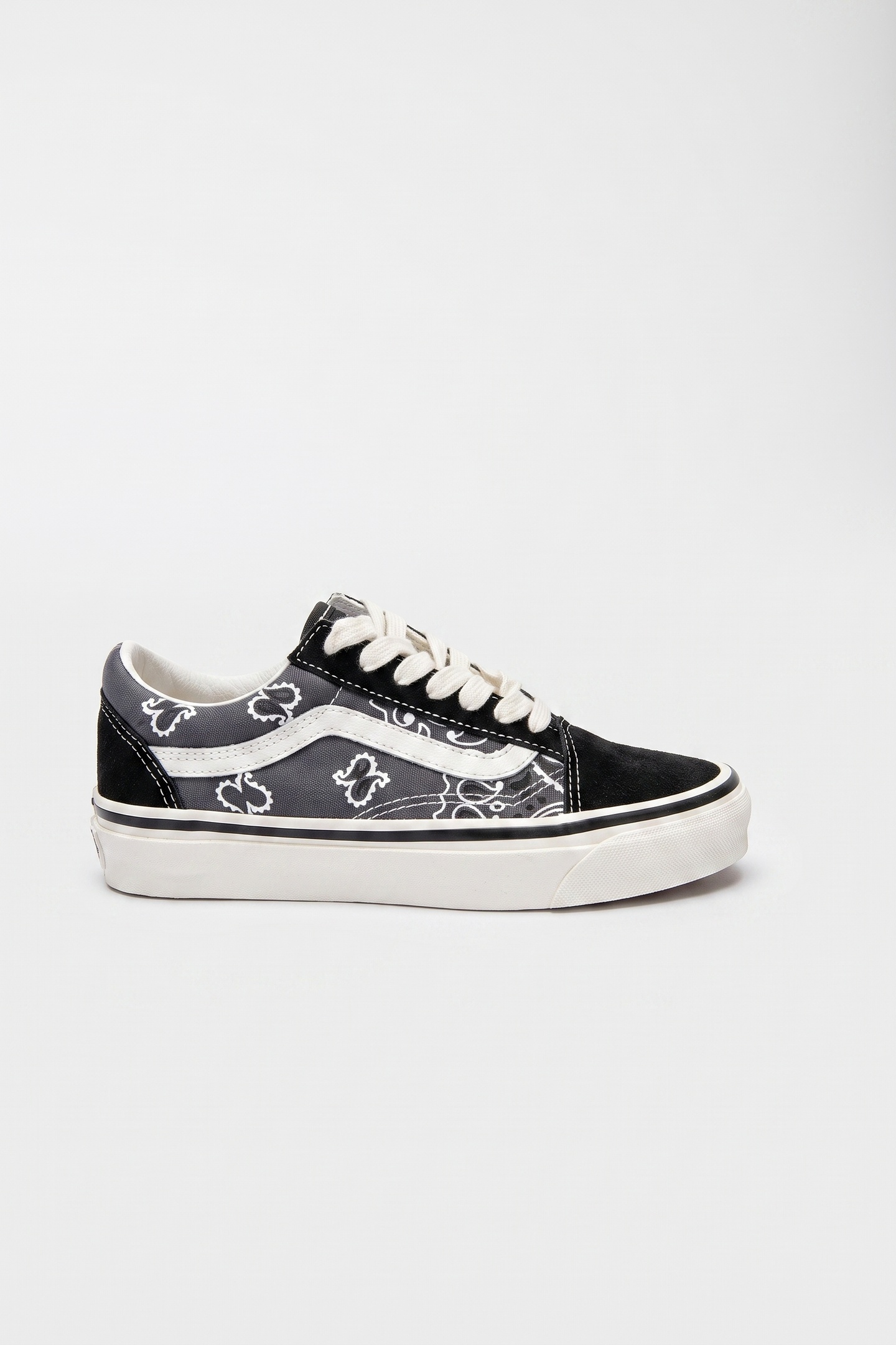 Vans Unisex Lx Old Skool Black Taglia: 36 | Sneakers Outlet | Unisex | Nero