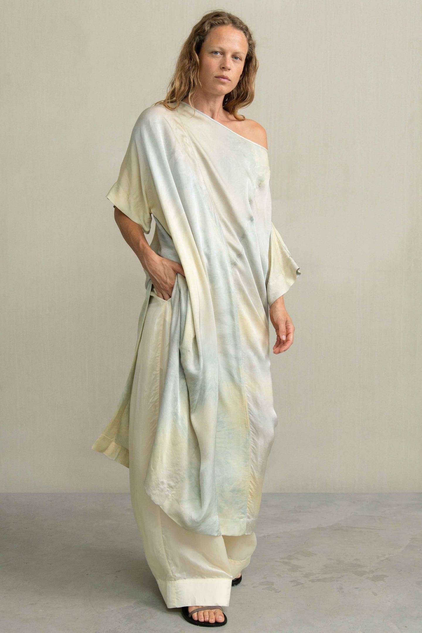 Humanoid Linda Light Yellow Maat: XS | Maxi Jurken Outlet | Dames | Geel