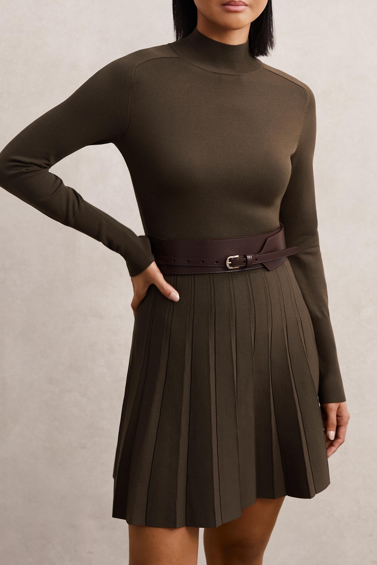Reiss Belted Knitted Mini Dress Mocha Brown Maat: M | Mini Jurken Outlet | Dames | Bruin