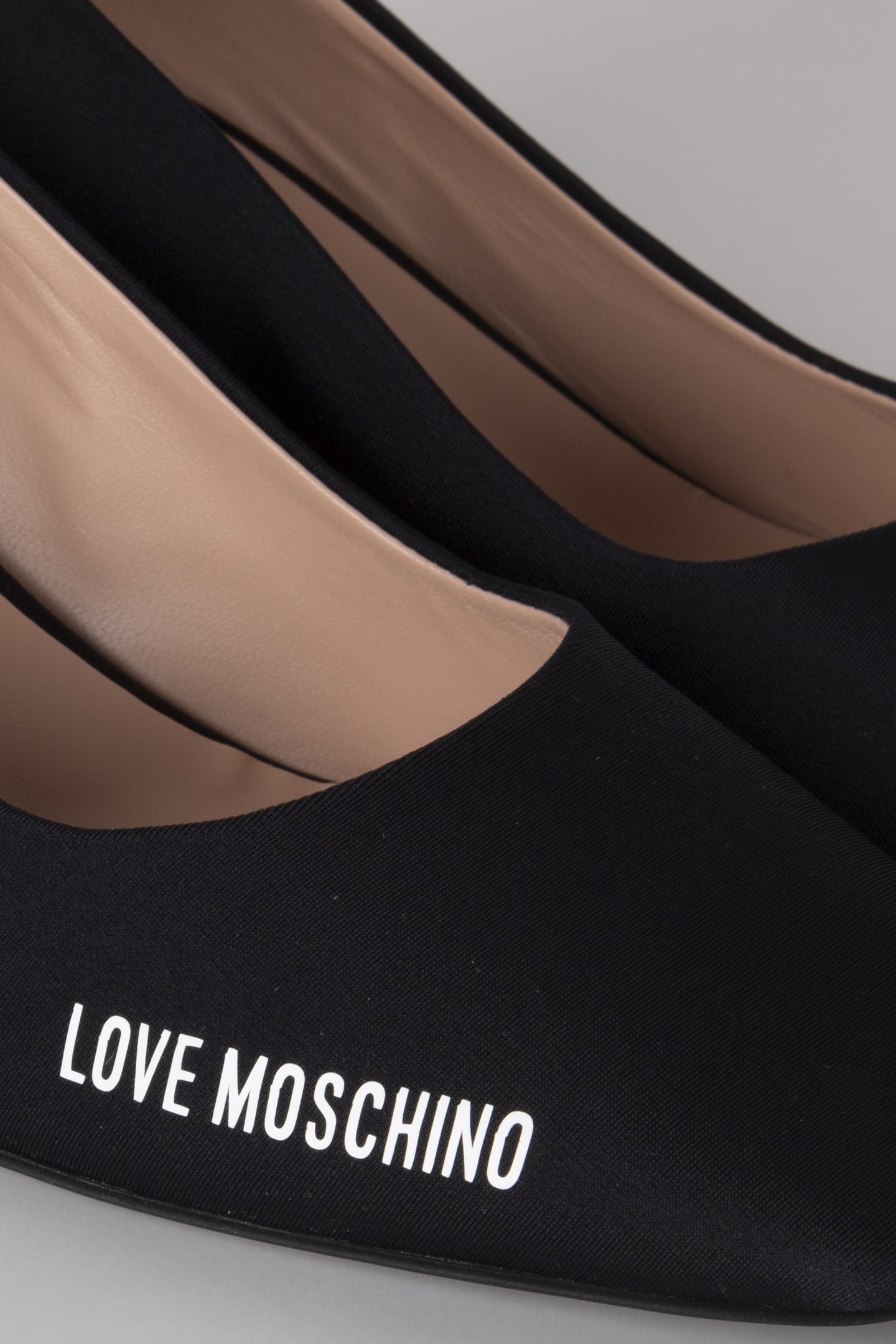 Moschino Pump Black Maat: 39 | Pumps Outlet | Dames | Zwart