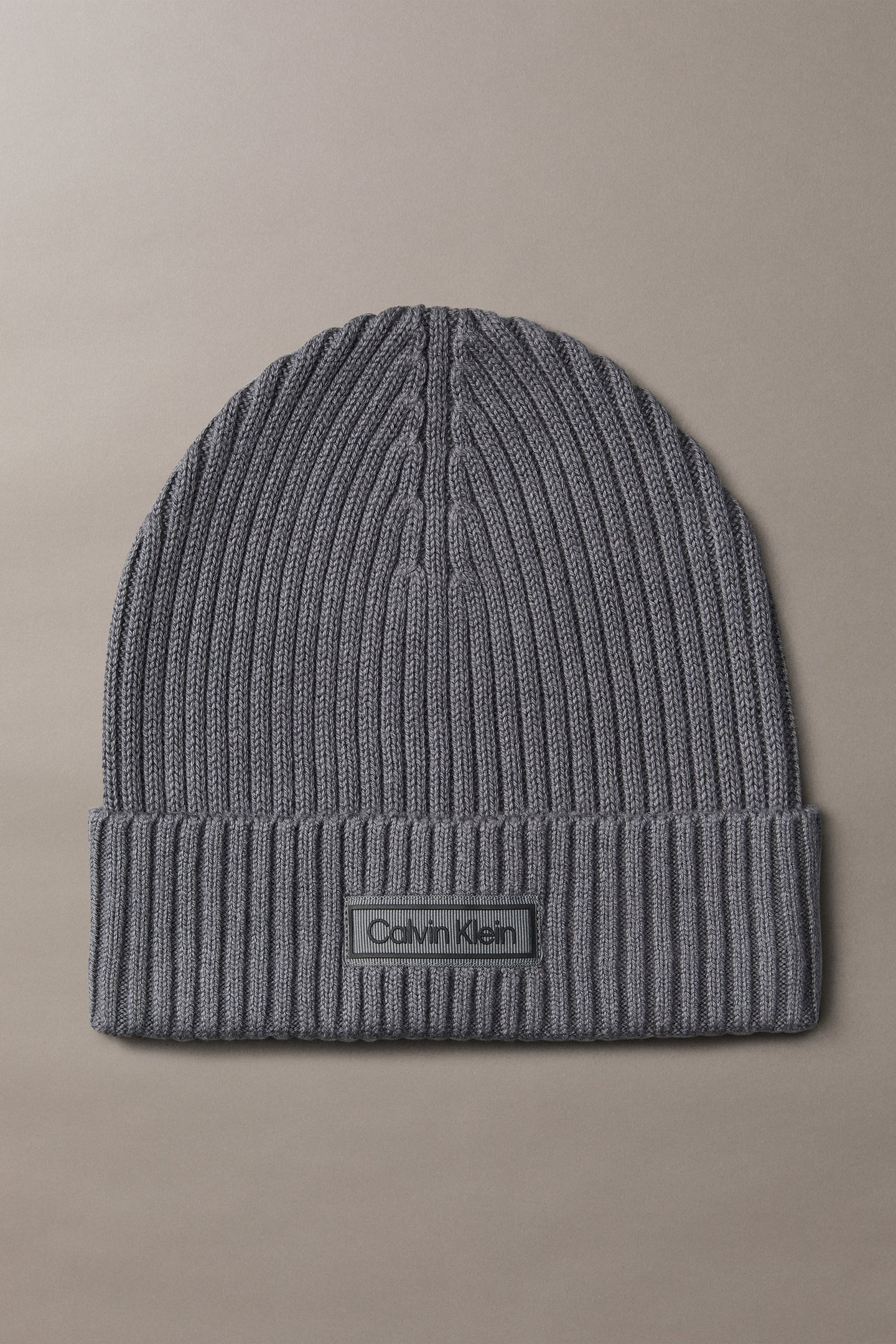 Calvin Klein Patch Chunky Rib Cotton Beanie Iron Gate Taglia: OS | Cappelli Outlet | Uomo