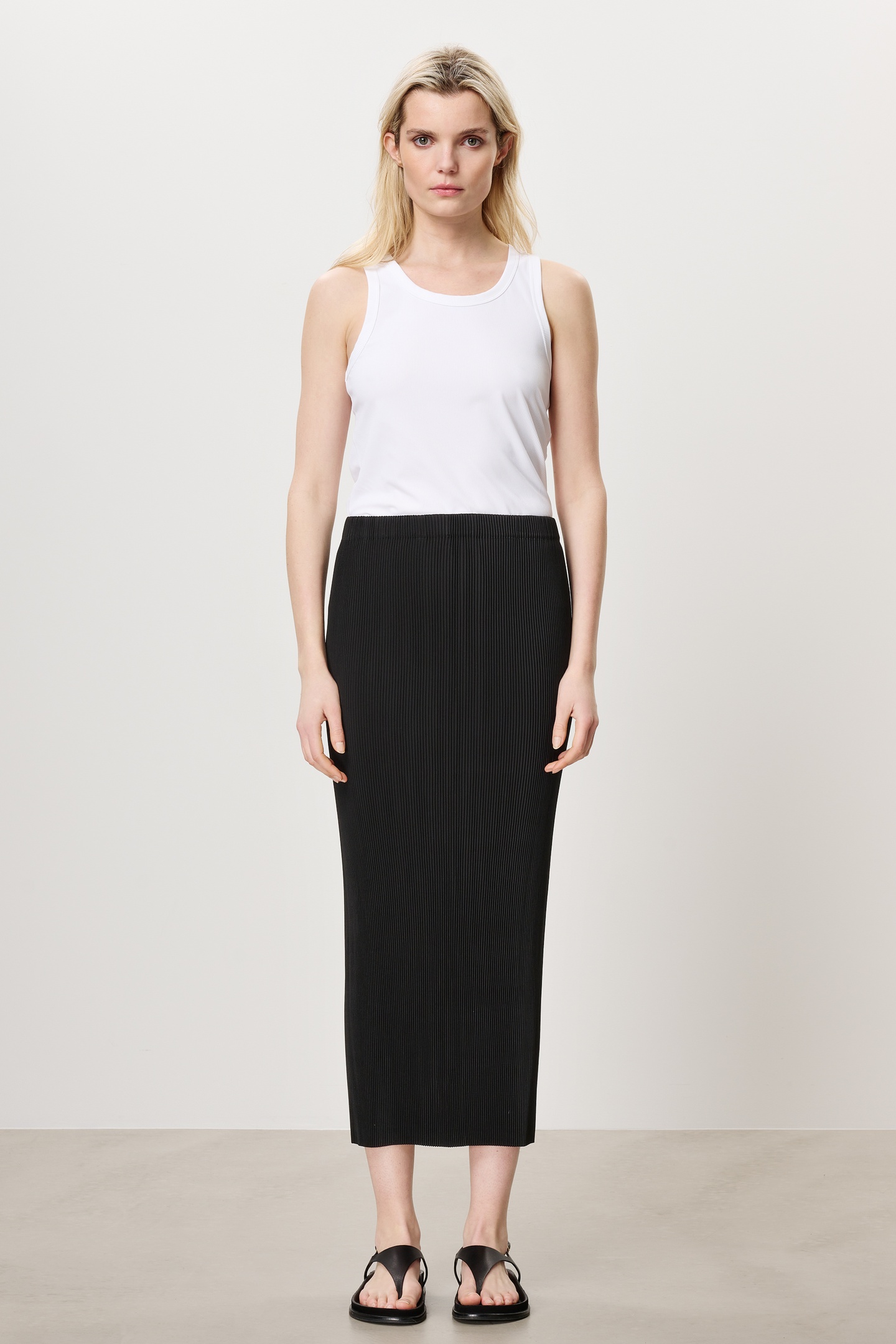 TRVL DRSS Savi Skirt Black Größe: S | Midiröcke Outlet | Damen | Schwarz