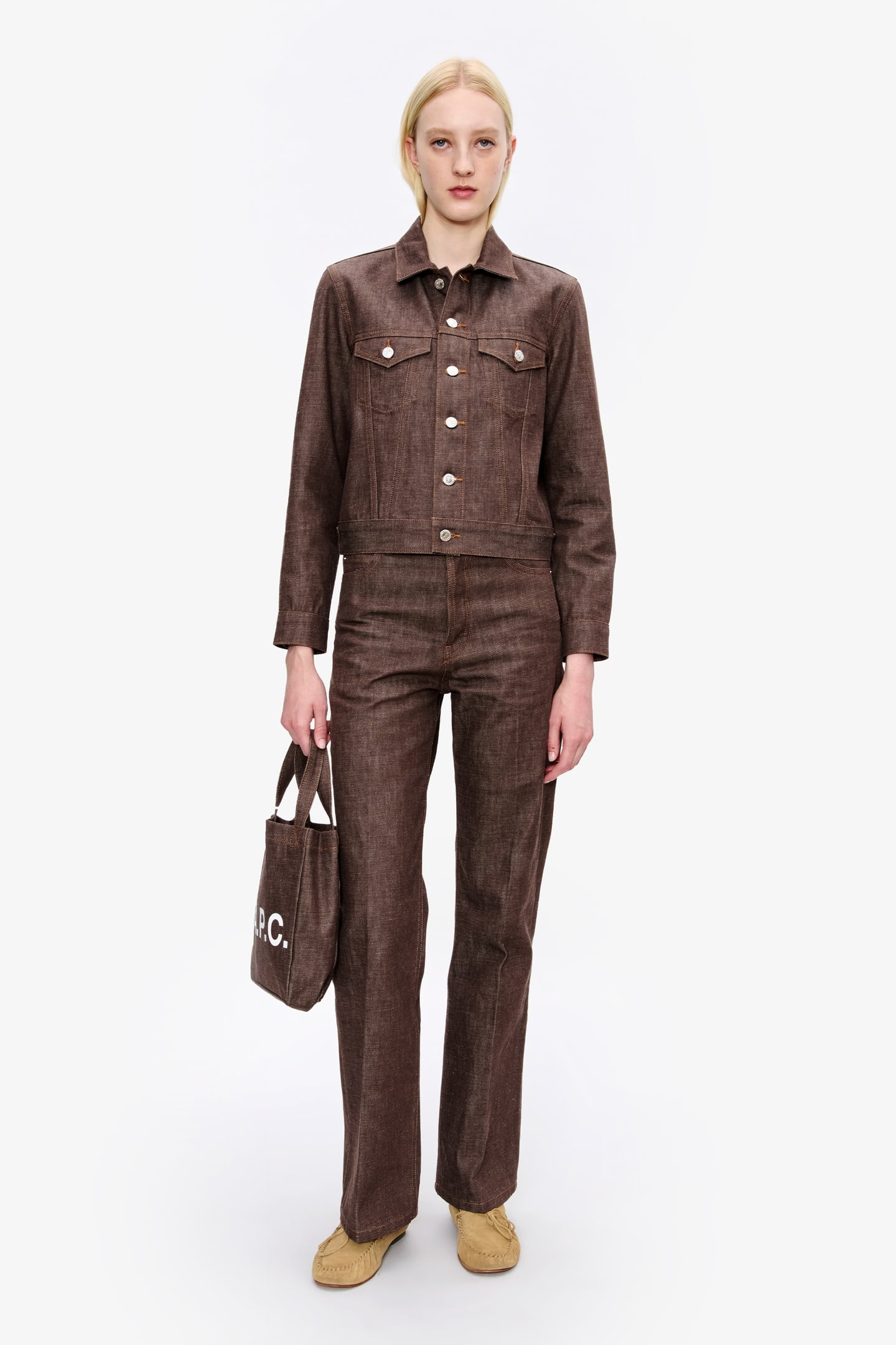 A.P.C. Jacket In Denim Dark Brown Maat: 36 | Spijkerjassen Outlet | Dames | Bruin