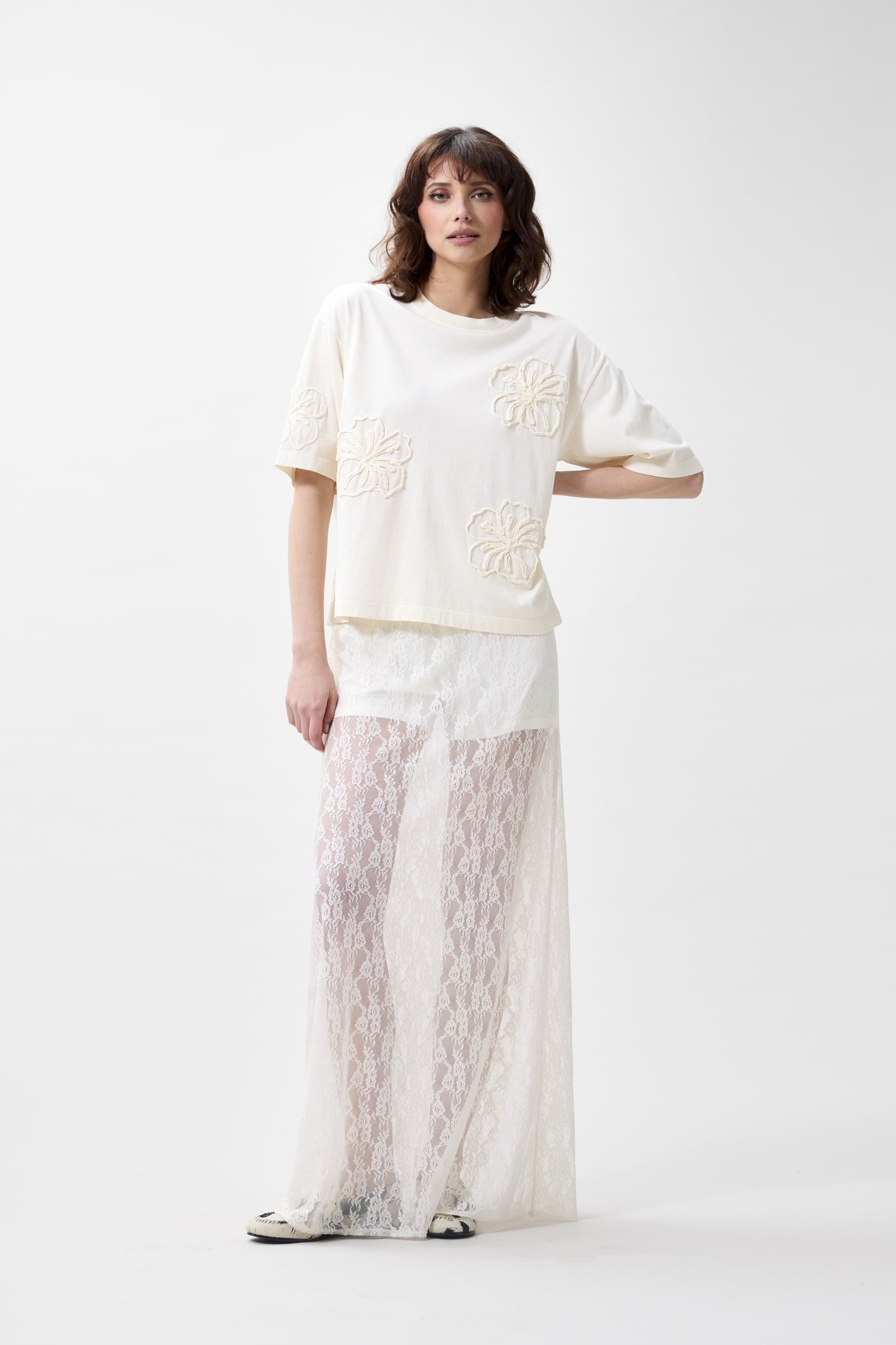 Catwalk Junkie Hibiscus Tshirt Egret Maat: 36 | Tops Outlet | Dames | Wit