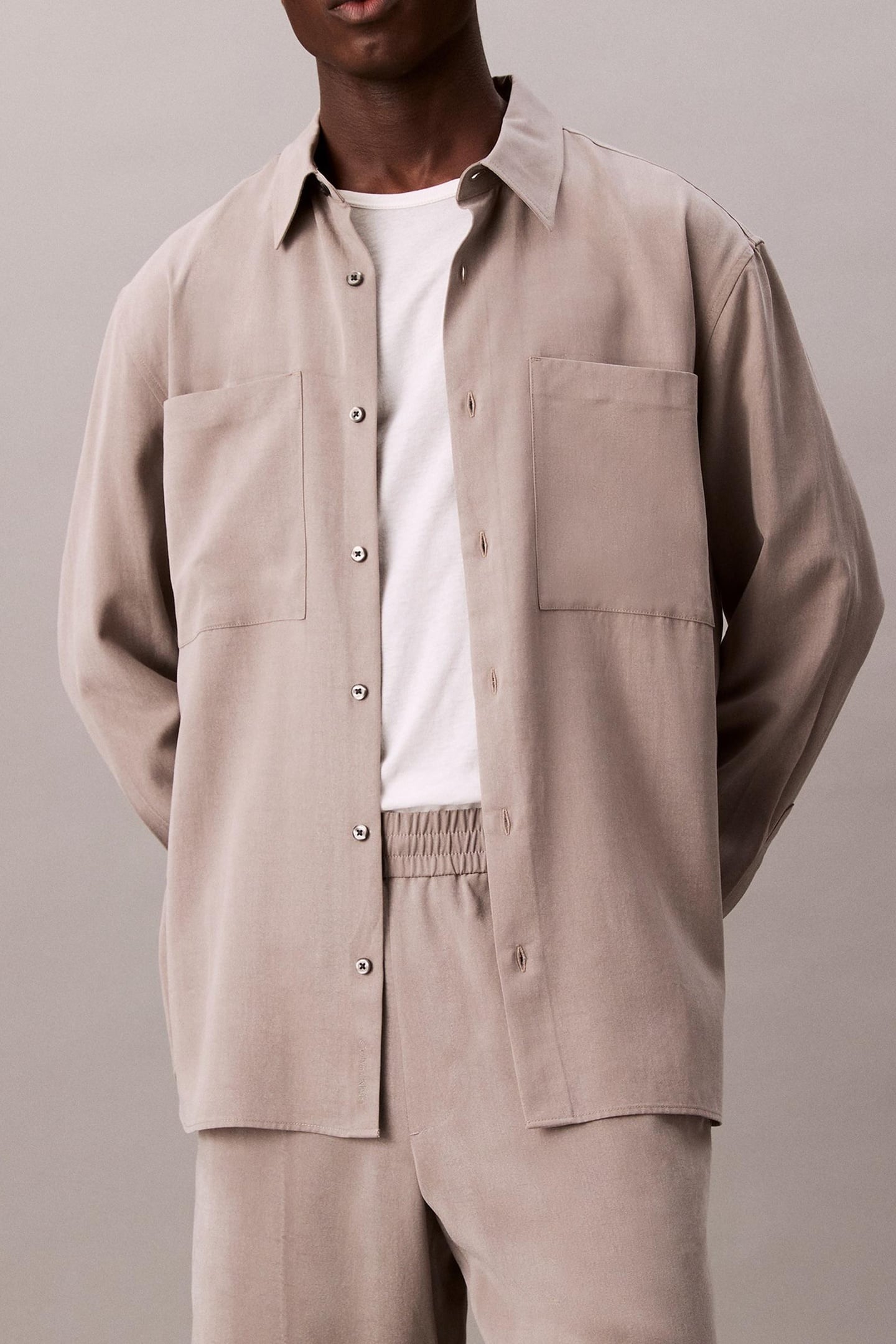 Calvin Klein Ls Drapey Relaxed Shirt Steeple Gray Talla: L | Camisas Casuales Outlet | Hombre | Gris