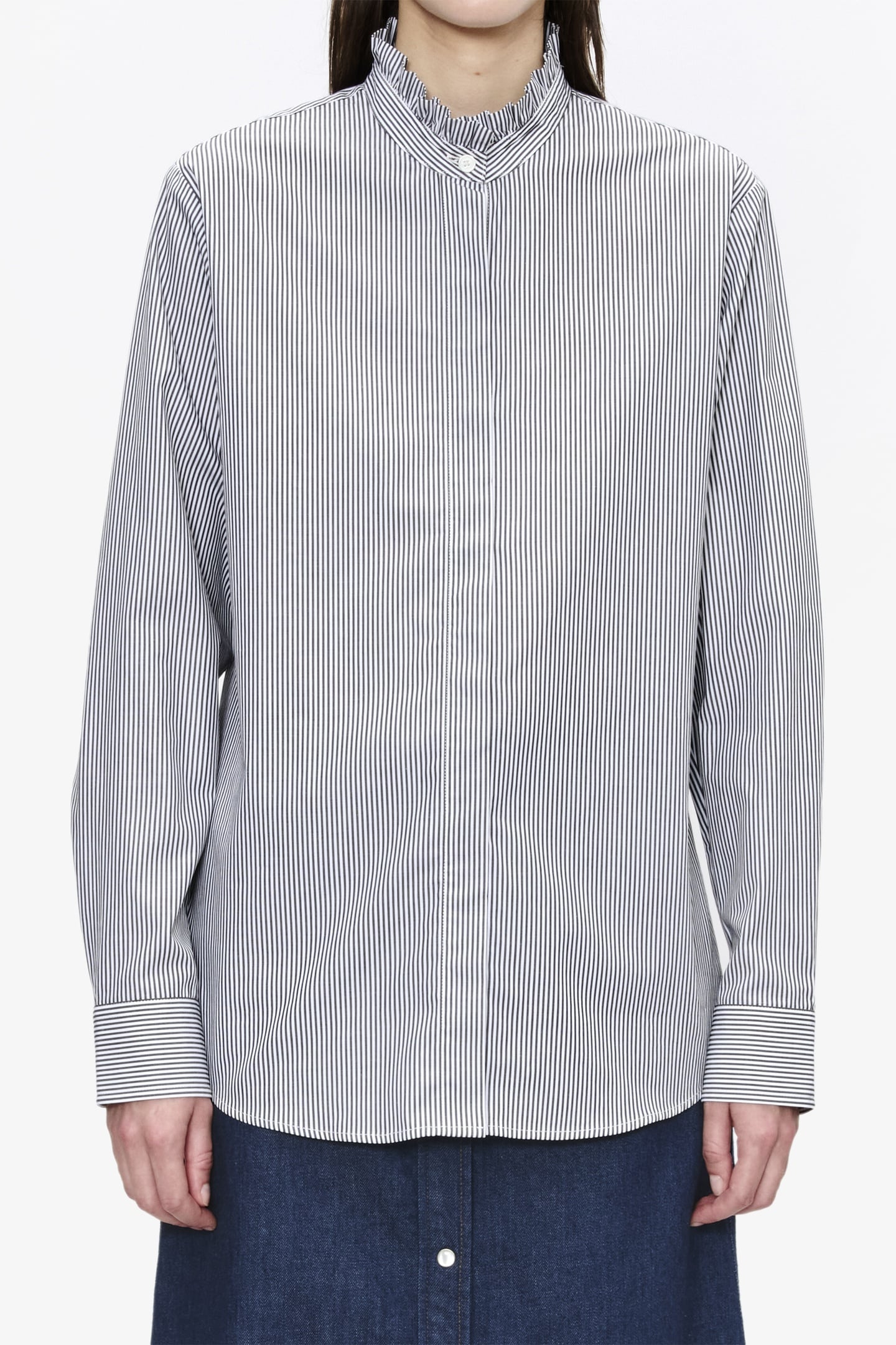 A.P.C. Blouse With Ruffled Collar Faux Black Maat: 42 | Longsleeves Outlet | Dames | Wit