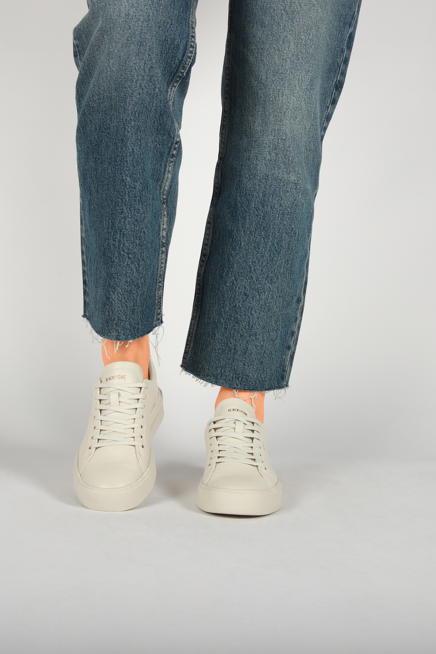 Blackstone Crag Finn Low Maat: 38 | Sneakers Outlet | Dames | Ecru