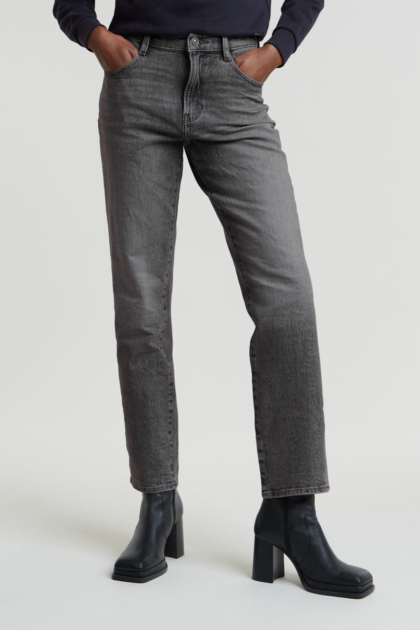 G-Star Viktoria High Straight Dark Grey Taglia: W26L30 | Jeans straight fit Outlet | Donna | Grigio