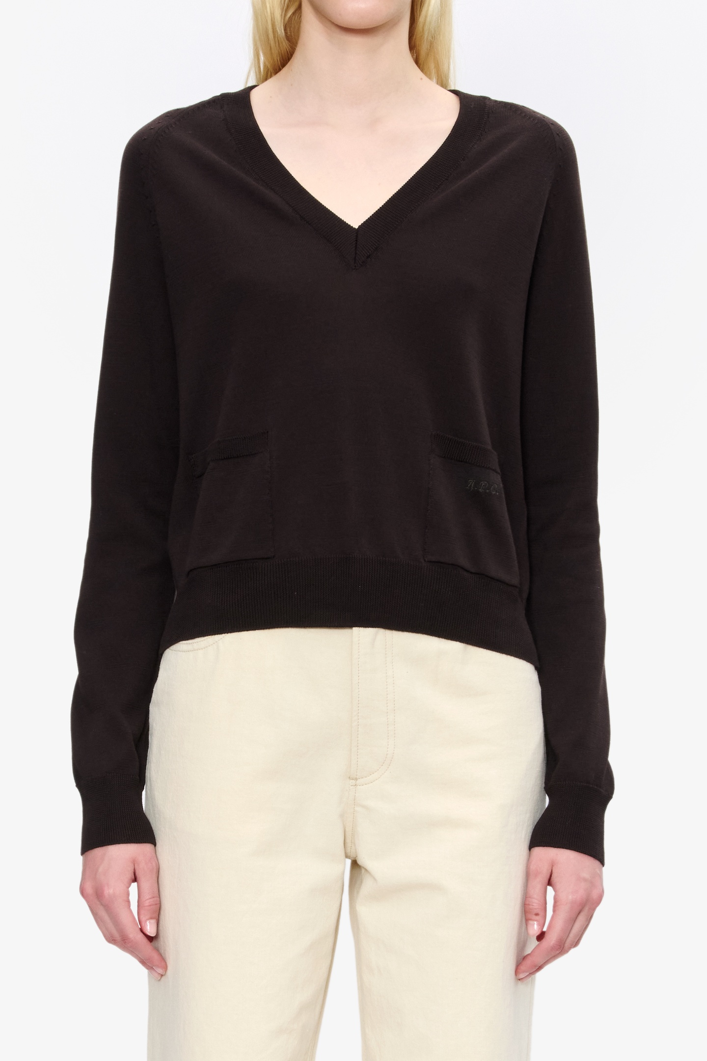 A.P.C. Sweater V-neck Brown Maat: M | Sweaters Outlet | Dames | Bruin