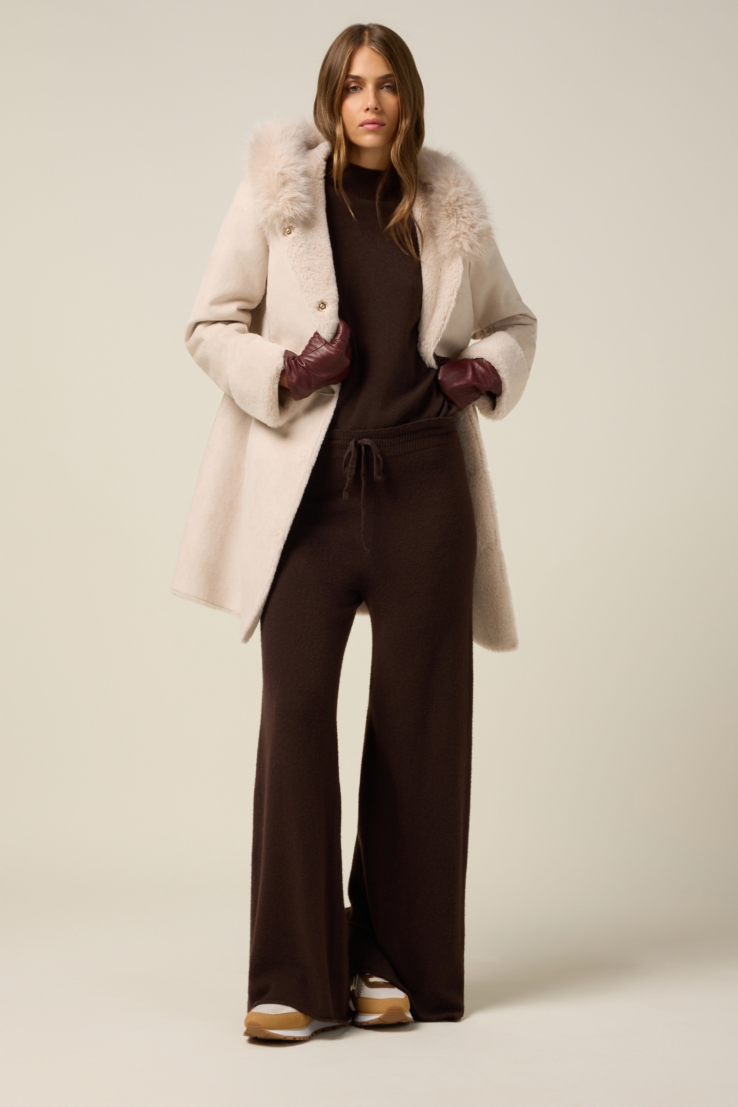Oltre Soft Fabric Coat Beige Talla: 36 | Abrigos con Cierre de Botón Outlet | Mujer | Marrón