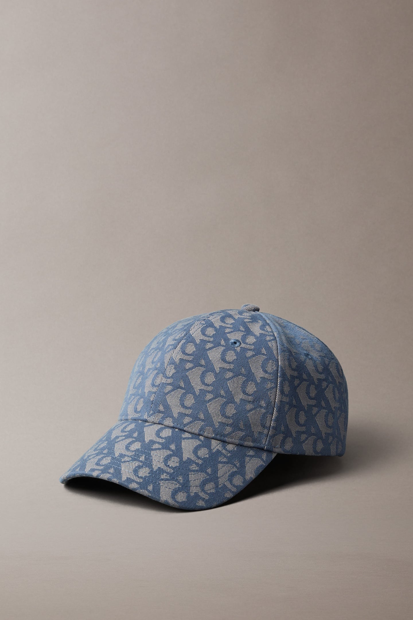 Calvin Klein Logo Jacquard Baseball Cap Atmosphere Size: OS | Hats & Caps Outlet | Heren | Blauw