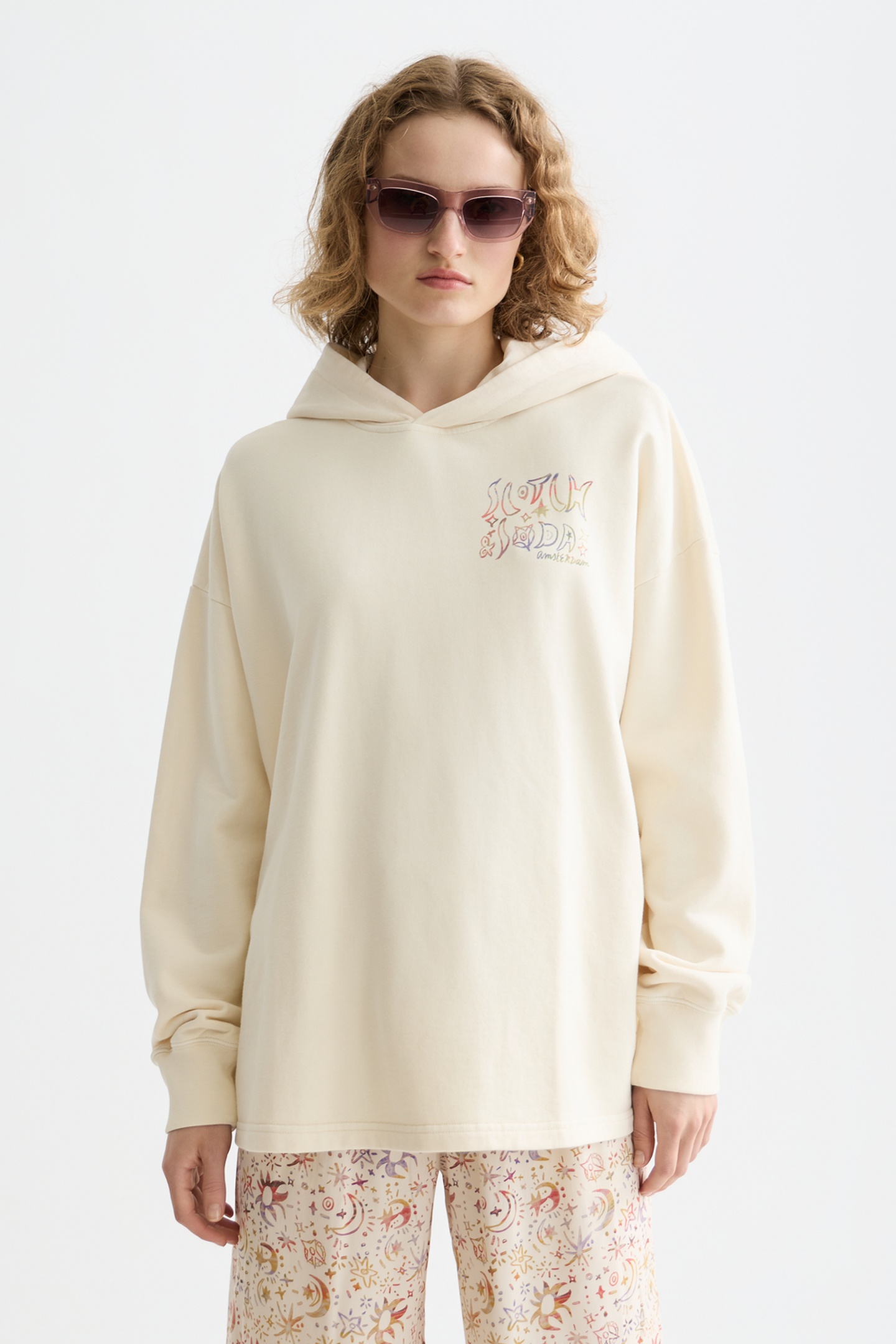 Scotch & Soda Washed Artwork Hoodie Eggnog Talla: L | Sudaderas con Capucha Outlet | Mujer