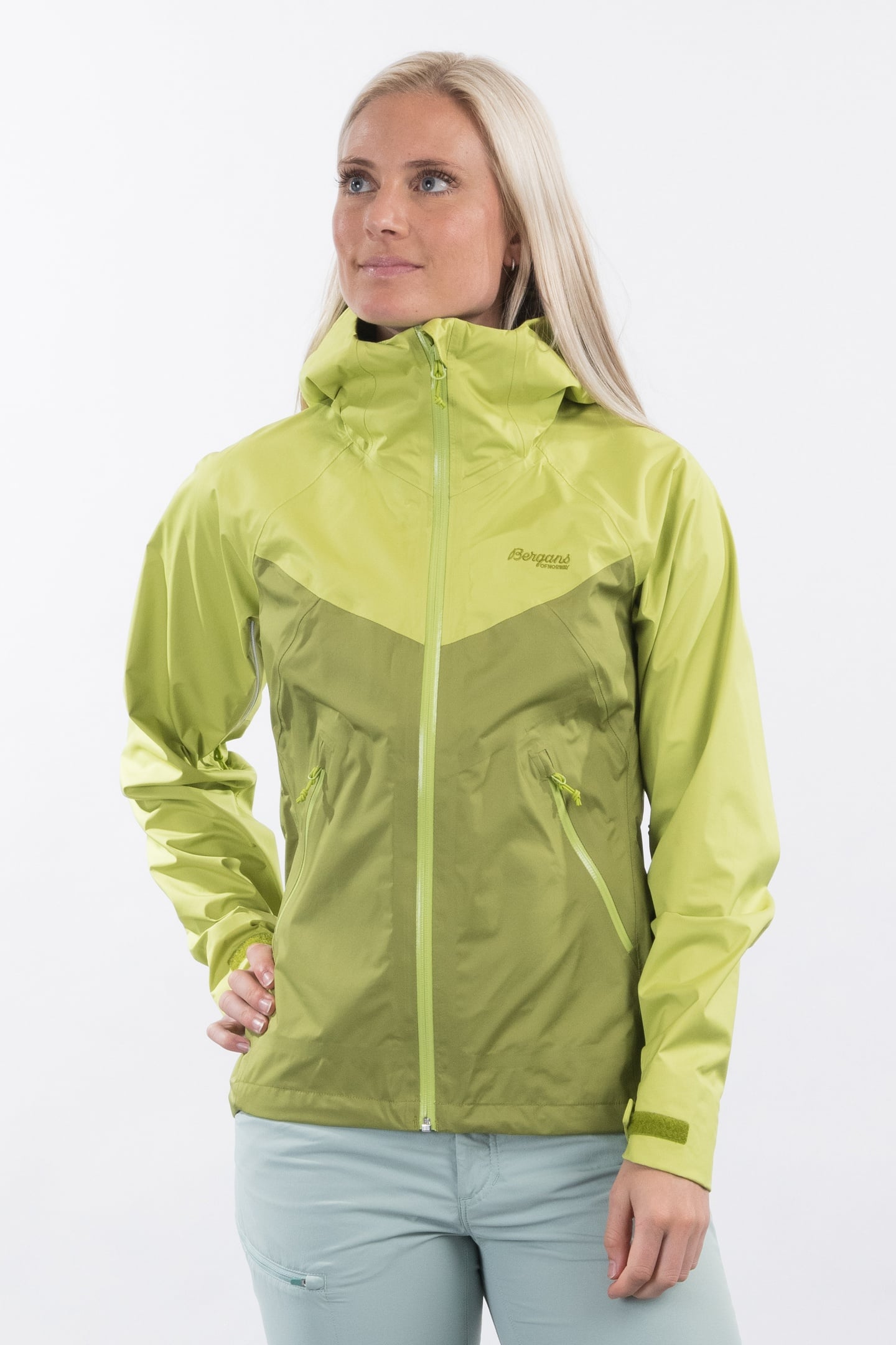Bergans of Norway Letto V2 3l W Jacket Light Olive Green/olive Green Maat: XS | Regenjassen Outlet | Dames | Groen
