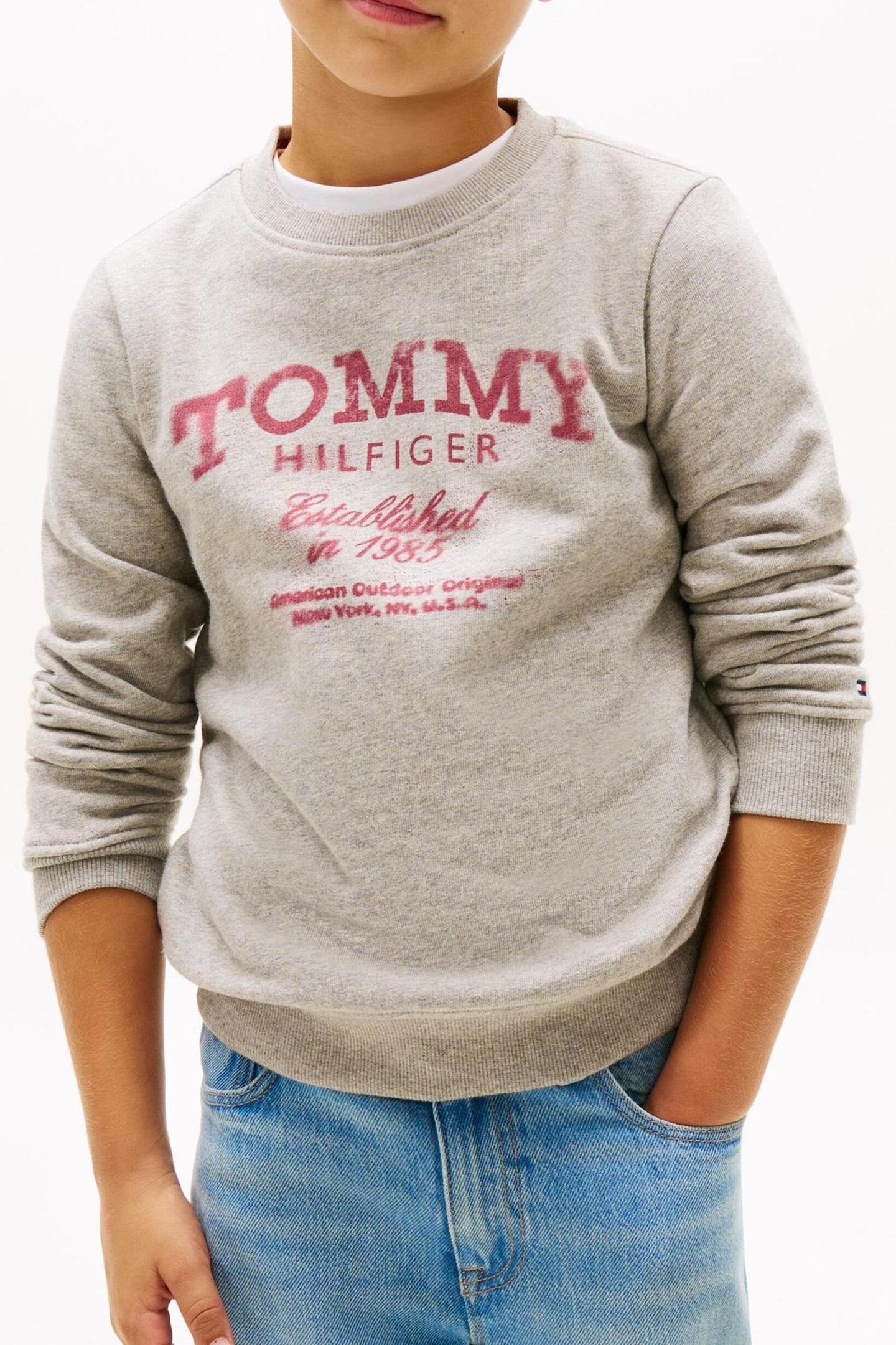 Tommy Hilfiger Boys Tommy Faded Print Sweatshirt Mid Grey Heather Size: 16Y | Sweaters and Cardigans Outlet | kids | Grijs