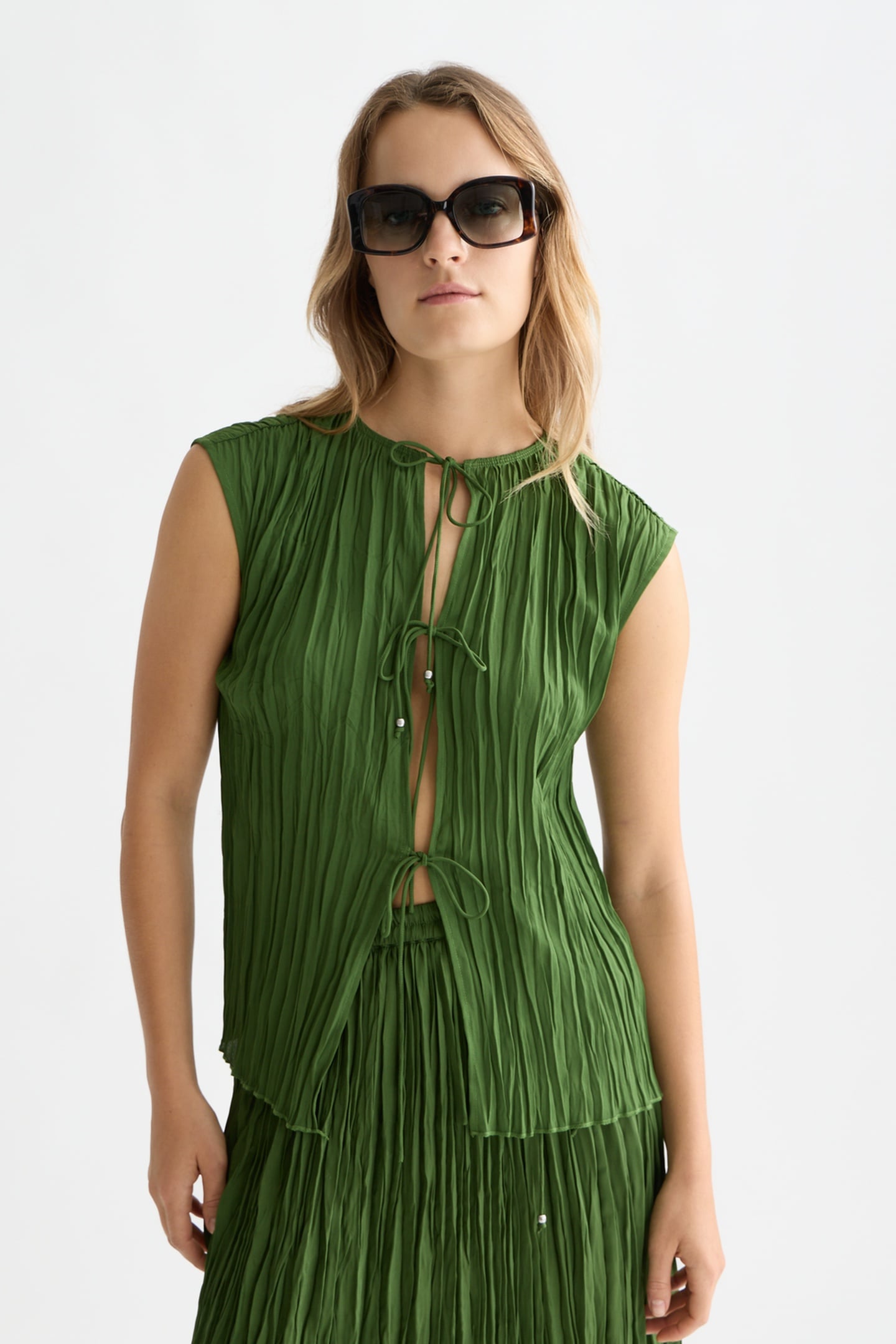 Scotch & Soda Micro Pleat Top With Ties Garden Green Taglia: 40 | Magliette intime Outlet | Donna | Verde
