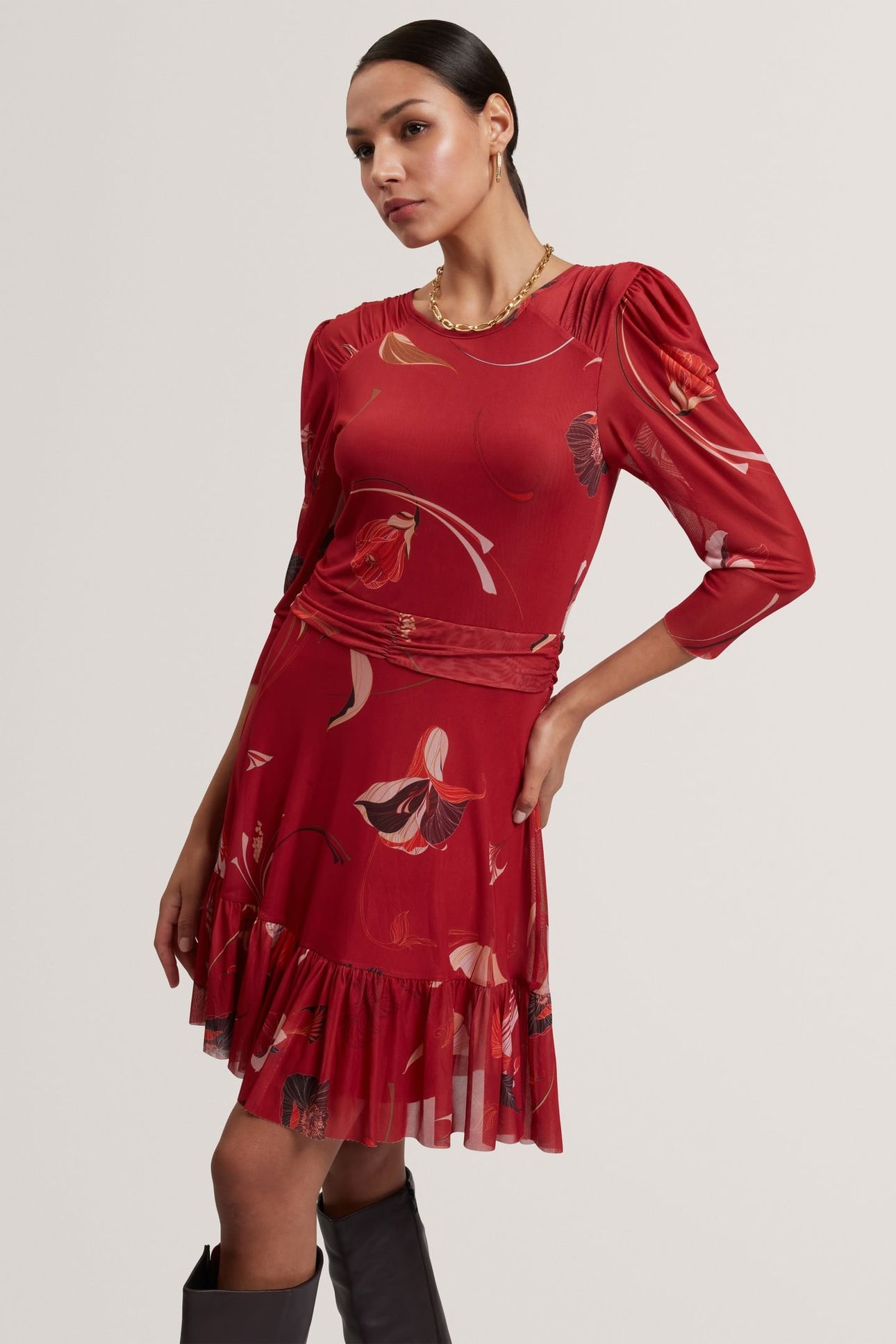 Ted Baker Gathered Shoulder Mesh Mini Skater Dress Red Maat: 42 | Mini Jurken Outlet | Dames | Rood
