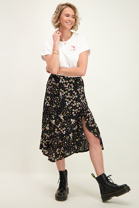 Black midi skirt with flowers 11