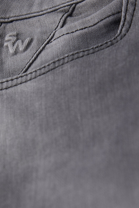 TROUSERS WOVEN LONG 24001791 WASHED GREY DENIM 6