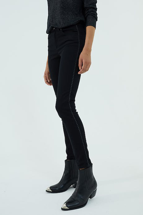 Mid-high waist 7/8 sculpt-up slim jeans size 44