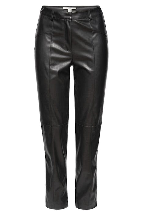 Cropped trousers in faux leather black