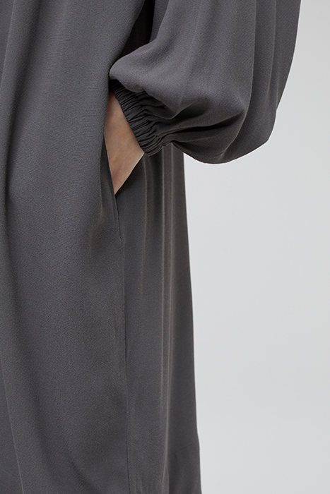 WOMEN GATHERED DRESS DARK NICKEL 3
