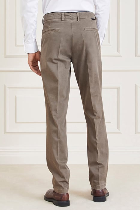 ARMANDO PIPING DETAI GENERAL CHINO BROWN 2