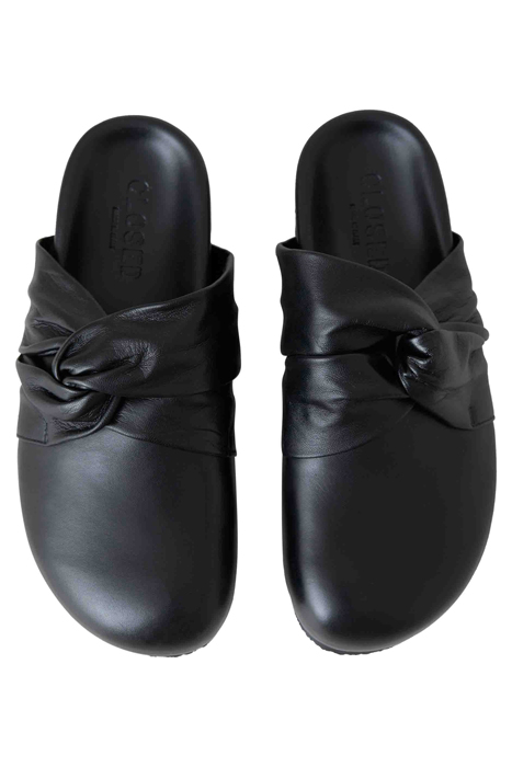 SLIPPER BLACK 3
