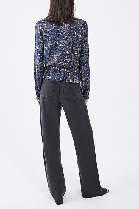 BLOUSE WITH PRETTY PRINTED RUFFLE NECKLINE 3