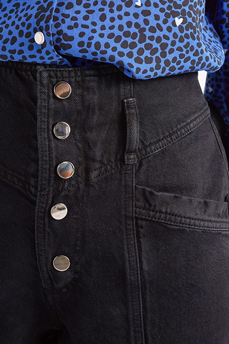 BLACK SLOUCHY JEANS WITH VISIBLE PRESS STUDS 6