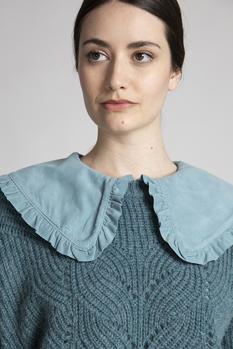 SHORT CREW NECK LS CABLE SWT BLUE 4