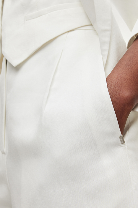 PETRA SHORT OFF WHITE 4