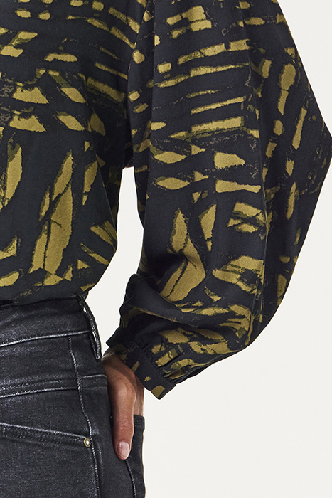 BLOUSES TOTAL ECLIPSE 4