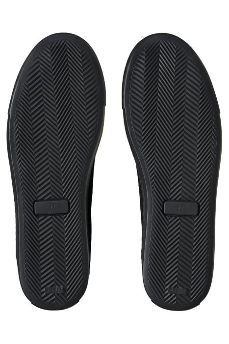 BLACK MONOCHROME SNEAKER 8