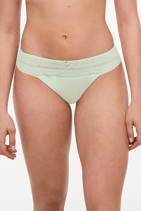 CO BO. TANGA STD STD W. GREEN LILY 2