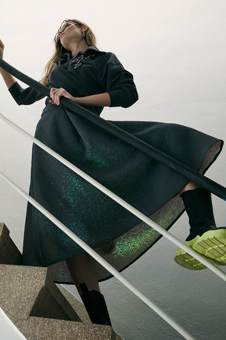 MIDIROCK MIT PAILLETTEN BLUISH GREY 4