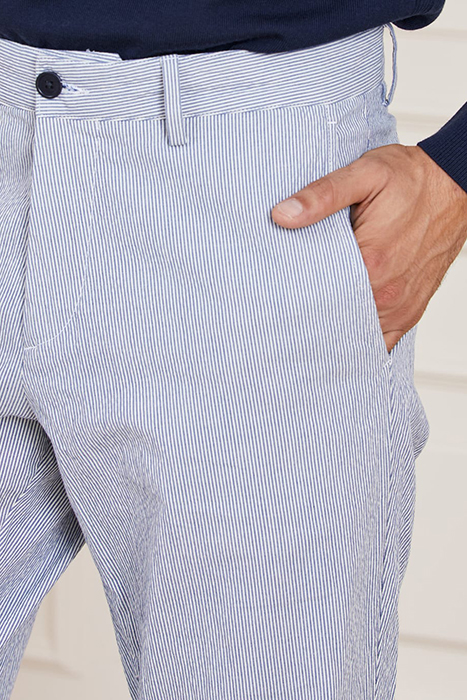 BEN URBAN CHINO BLUE AND WHITE 4