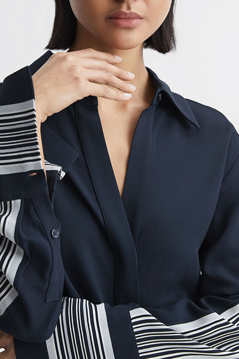 ARABELLA DRESS SHIRT NAVY 5